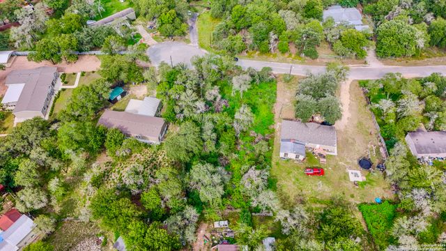 23030 Dream View Dr, Elmendorf, TX 78112