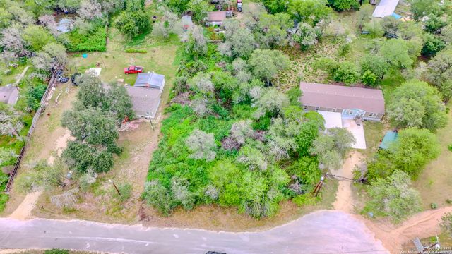23030 Dream View Dr, Elmendorf, TX 78112