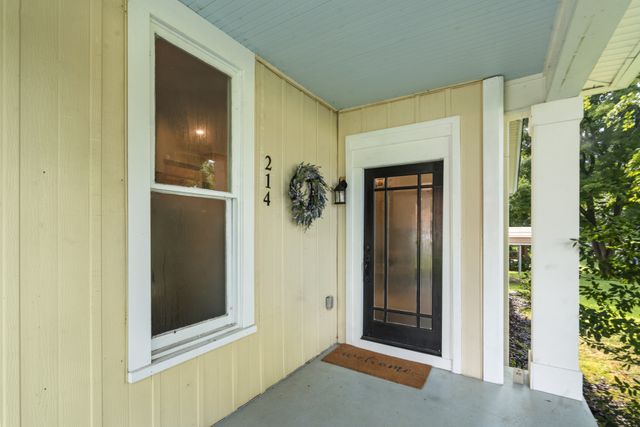 214 2nd Ave, Columbia, TN 38401