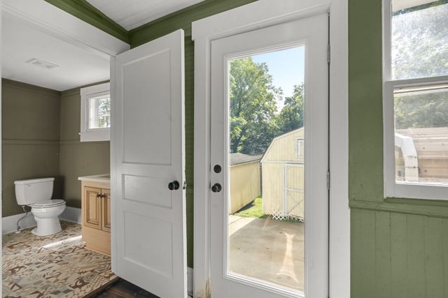 214 2nd Ave, Columbia, TN 38401