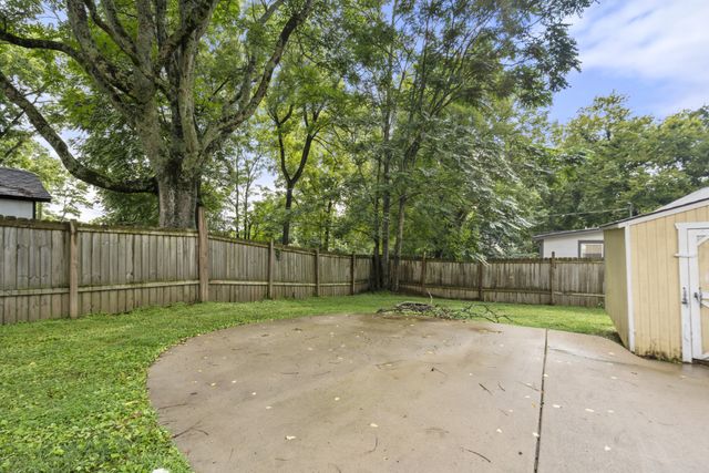 214 2nd Ave, Columbia, TN 38401