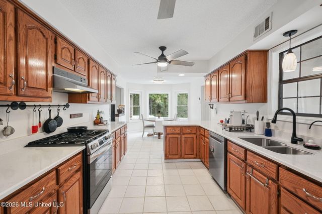 1582 Tulane Road, Nesbit, MS 38651