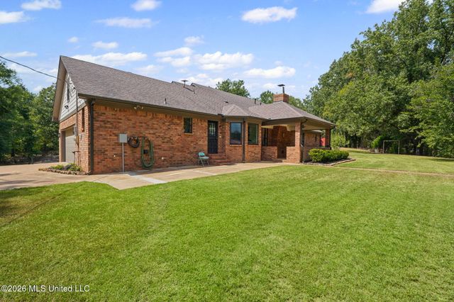1582 Tulane Road, Nesbit, MS 38651