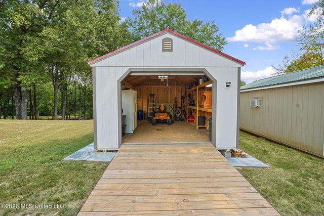 1582 Tulane Road, Nesbit, MS 38651
