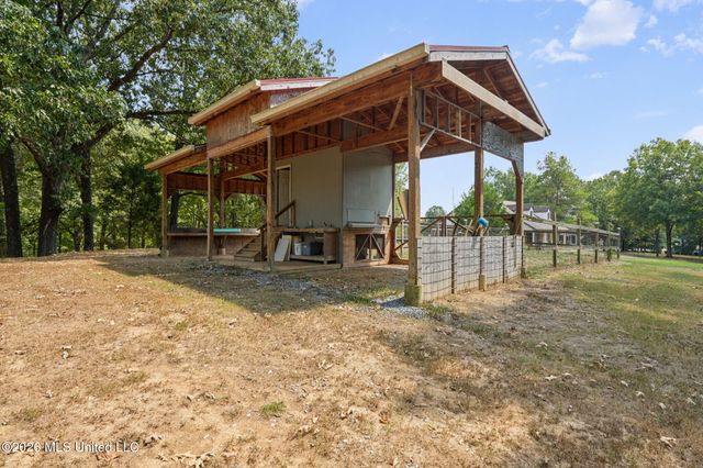 1582 Tulane Road, Nesbit, MS 38651