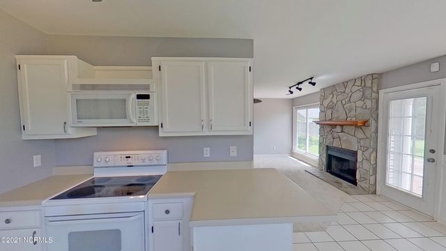 95 Eastgate Drive, Jacksonville, NC 28540