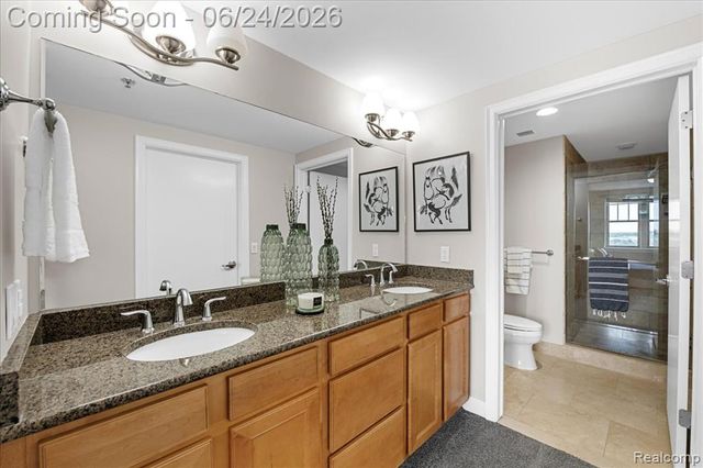 525 W Lafayette Boulevard 13E, Detroit, MI 48226