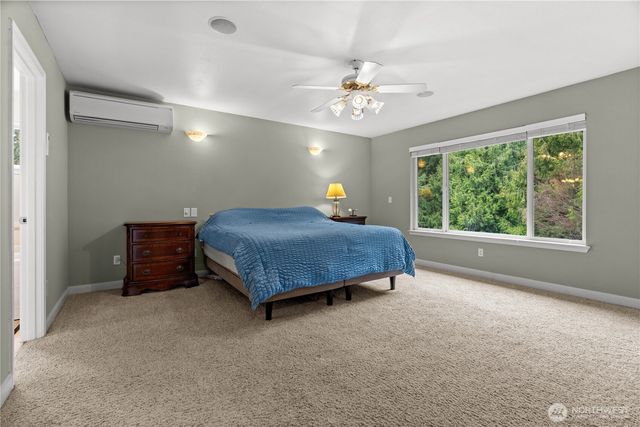 8805 182nd Street E, Puyallup, WA 98375