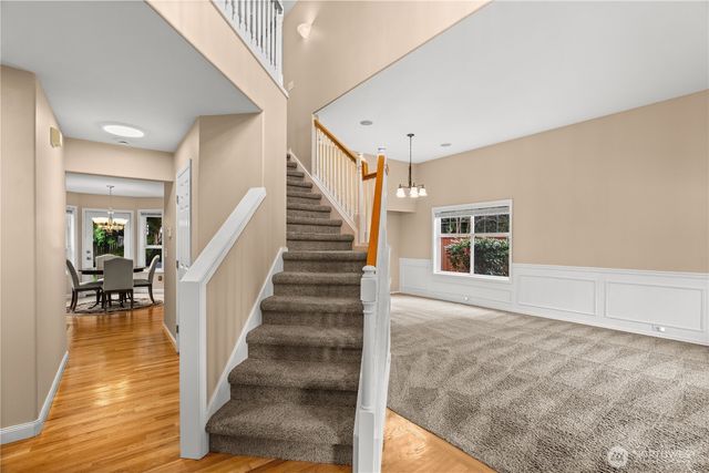 8805 182nd Street E, Puyallup, WA 98375