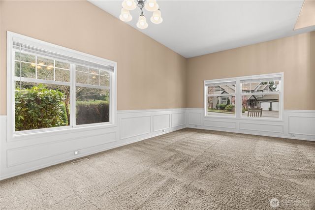 8805 182nd Street E, Puyallup, WA 98375