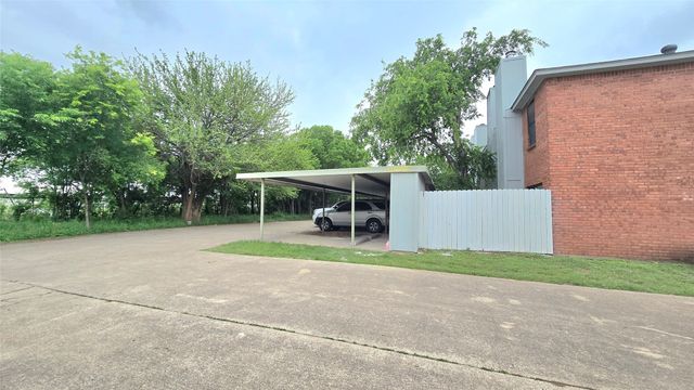 5801 Shadydell Drive, Fort Worth, TX 76135