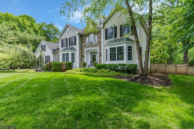 8 Yohn Dr, Bridgewater Twp., NJ 08807