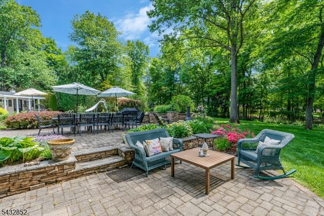 8 Yohn Dr, Bridgewater Twp., NJ 08807
