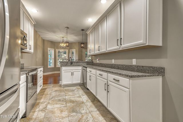 249 Oak View Circle, Bristol, TN 37620