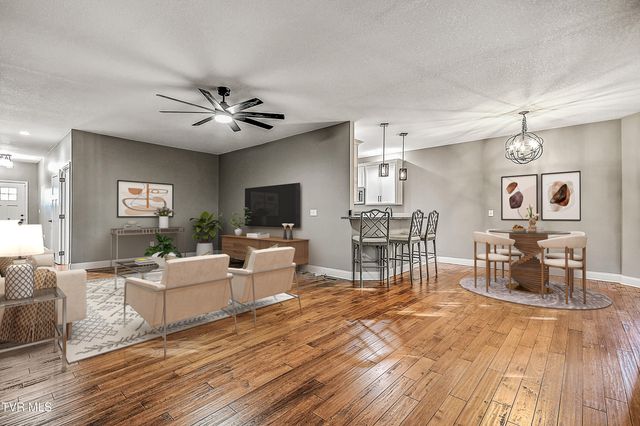 249 Oak View Circle, Bristol, TN 37620