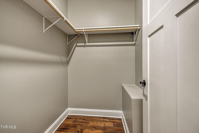 249 Oak View Circle, Bristol, TN 37620