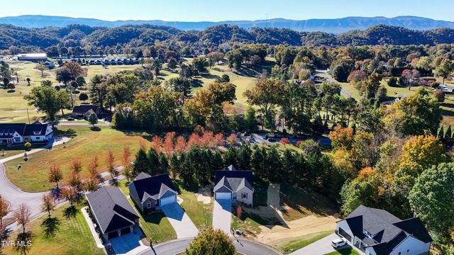 249 Oak View Circle, Bristol, TN 37620