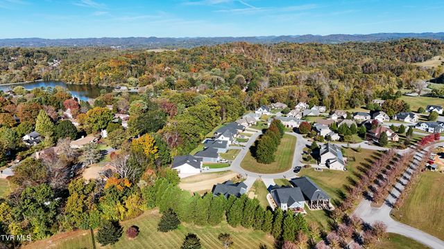 249 Oak View Circle, Bristol, TN 37620