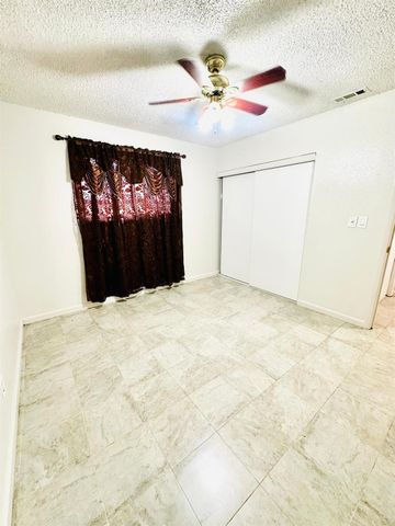 1864 Crestwood Cir, Stockton, CA 95210