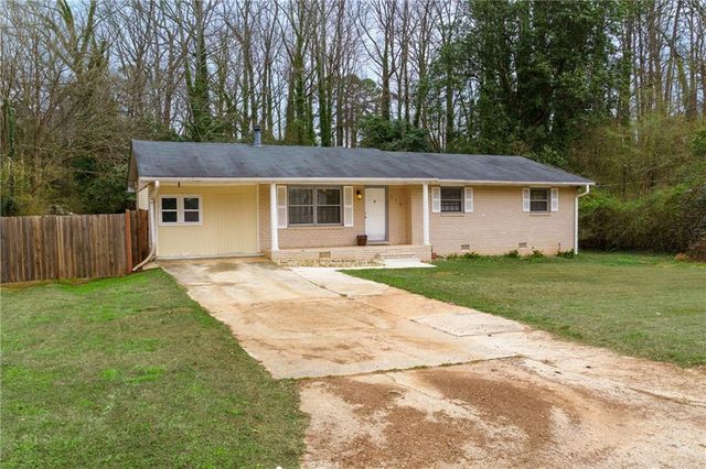 719 San Miguel Drive, Stone Mountain, GA 30083