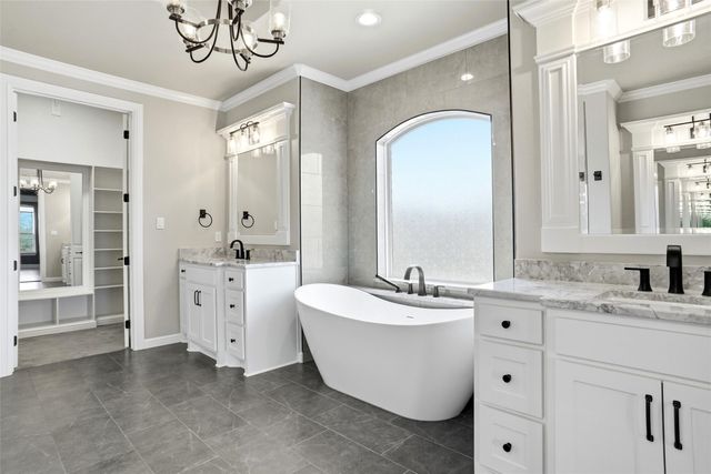 104 Woodview Creek Trail, Fort Worth, TX 76108