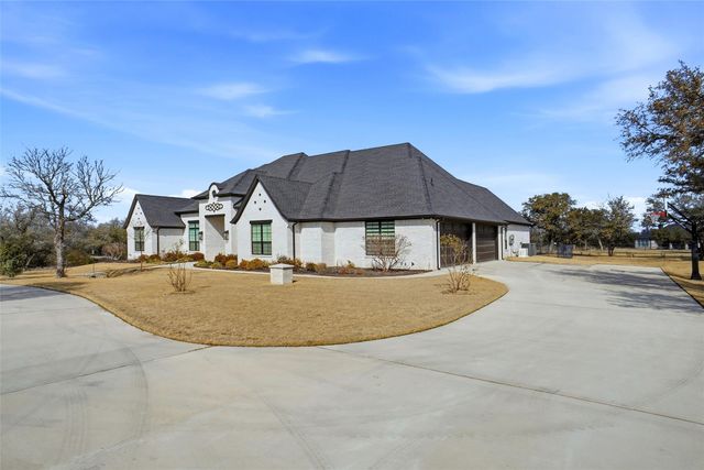 104 Woodview Creek Trail, Fort Worth, TX 76108