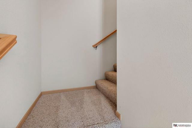 8916 N 156th Avenue, Bennington, NE 68007