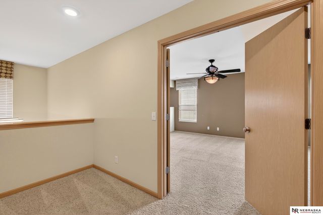 8916 N 156th Avenue, Bennington, NE 68007