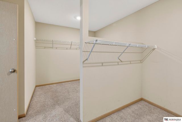 8916 N 156th Avenue, Bennington, NE 68007