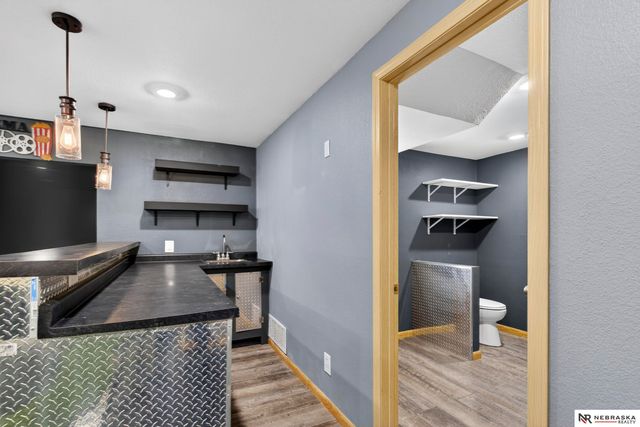 8916 N 156th Avenue, Bennington, NE 68007
