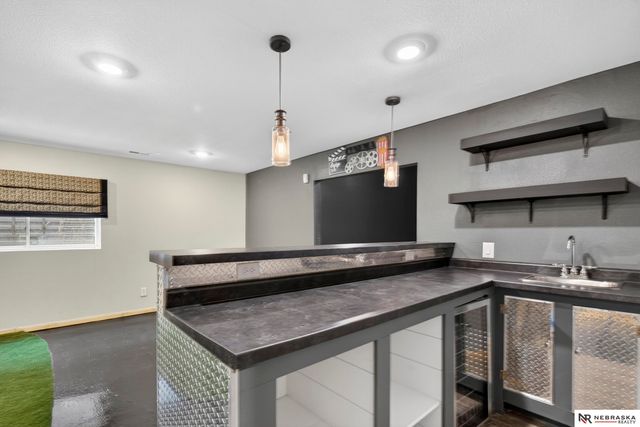 8916 N 156th Avenue, Bennington, NE 68007