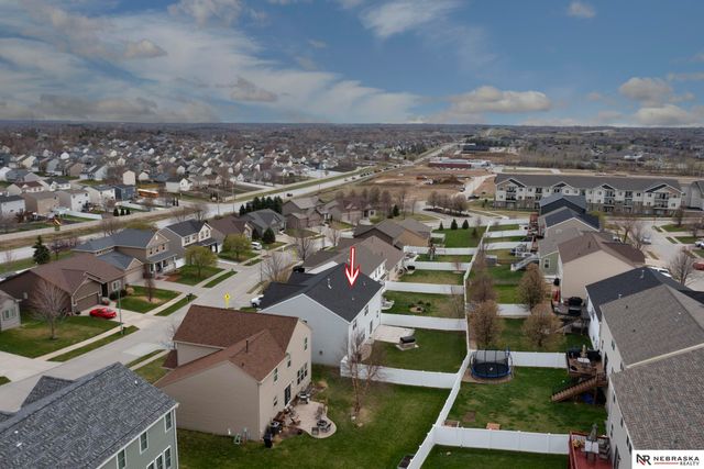 8916 N 156th Avenue, Bennington, NE 68007