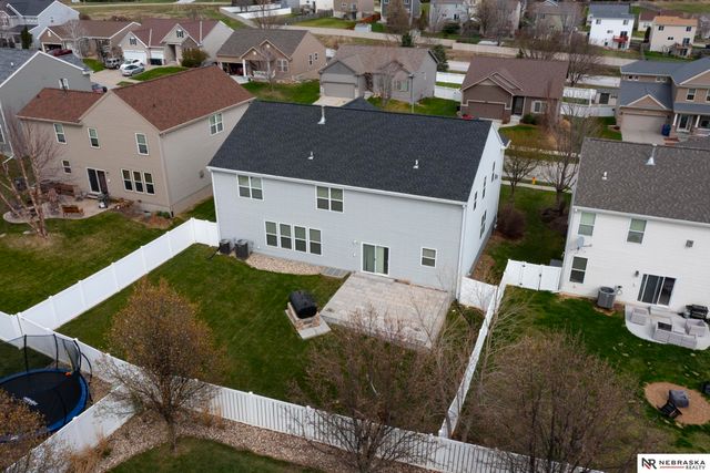 8916 N 156th Avenue, Bennington, NE 68007