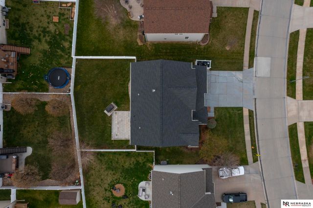 8916 N 156th Avenue, Bennington, NE 68007