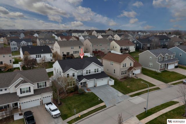 8916 N 156th Avenue, Bennington, NE 68007