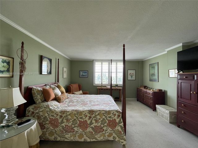 801 Lake Shore Drive 414, Lake Park, FL 33403