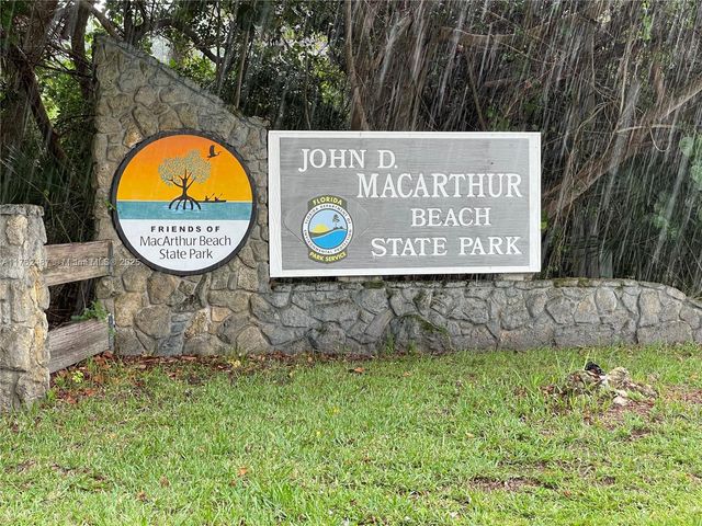 801 Lake Shore Drive 414, Lake Park, FL 33403
