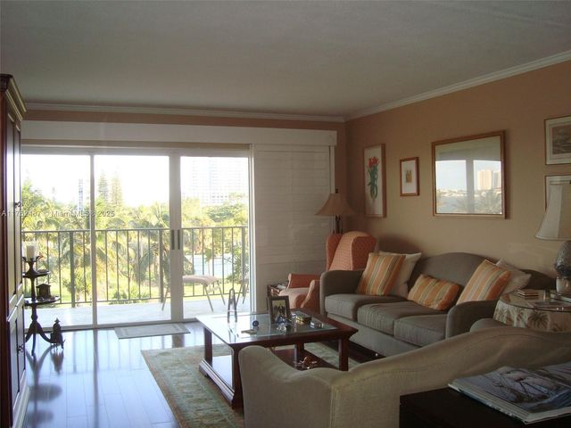 801 Lake Shore Drive 414, Lake Park, FL 33403