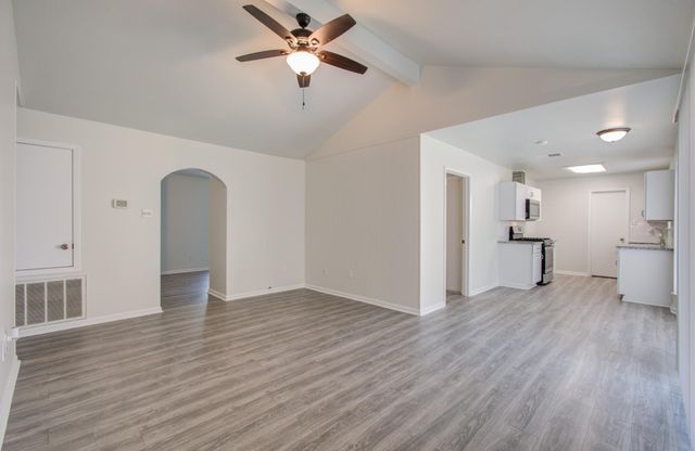 15611 La Casa Lane, Houston, TX 77062