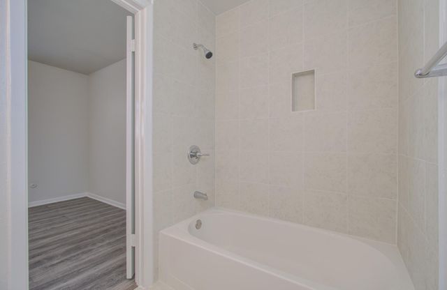 15611 La Casa Lane, Houston, TX 77062