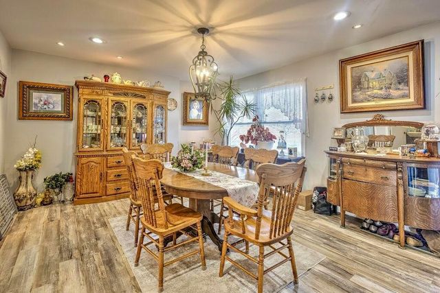 3807 Apple Valley Drive, Howard, OH 43028