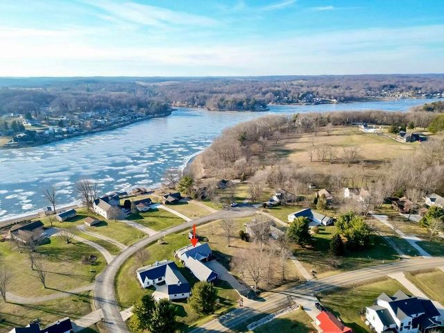 3807 Apple Valley Drive, Howard, OH 43028