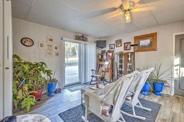 3807 Apple Valley Drive, Howard, OH 43028