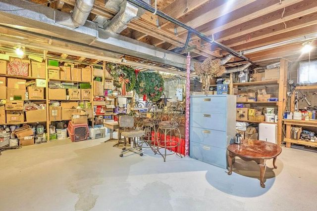 3807 Apple Valley Drive, Howard, OH 43028
