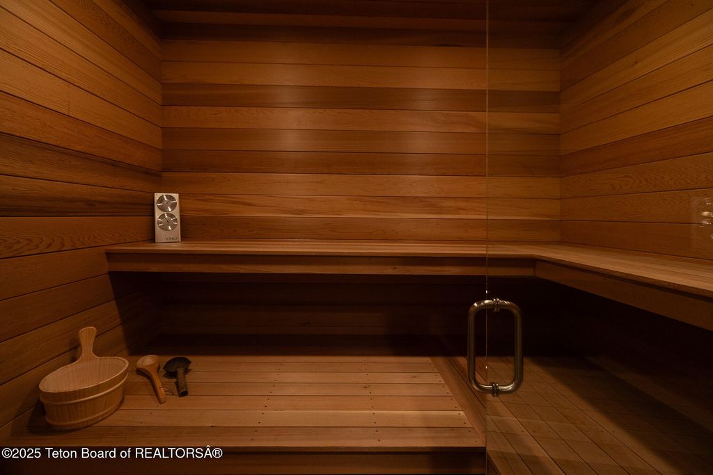 1435 N LOWER RIDGE Road, Jackson, WY 83001 photo 33