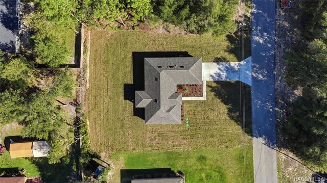 8770 N Gilovu Drive, Citrus Springs, FL 34433