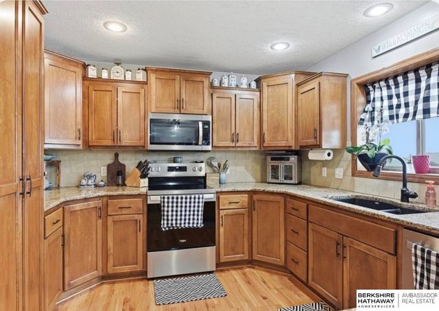 1804 Apollo Lane, Papillion, NE 68133