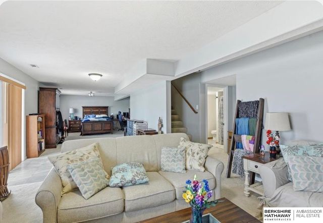 1804 Apollo Lane, Papillion, NE 68133