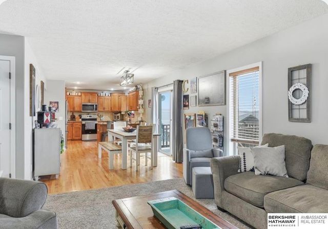 1804 Apollo Lane, Papillion, NE 68133
