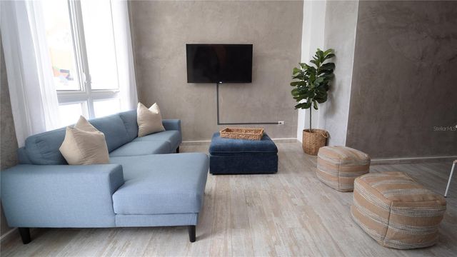 604 CERRA STREET 2B, San Juan, PR 00907